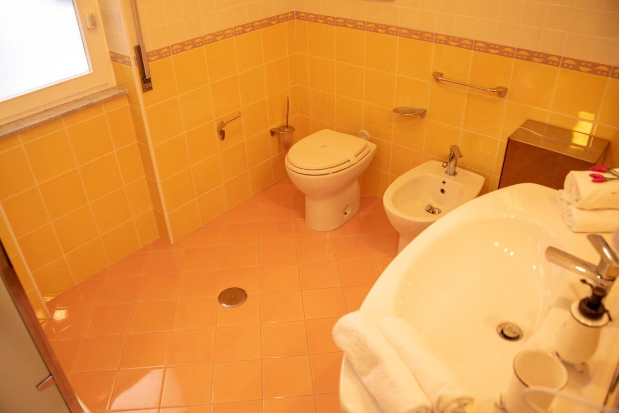 Reginella Guest House サレルノ エクステリア 写真