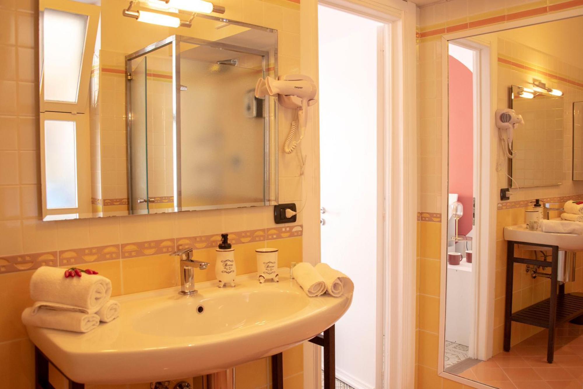 Reginella Guest House サレルノ エクステリア 写真