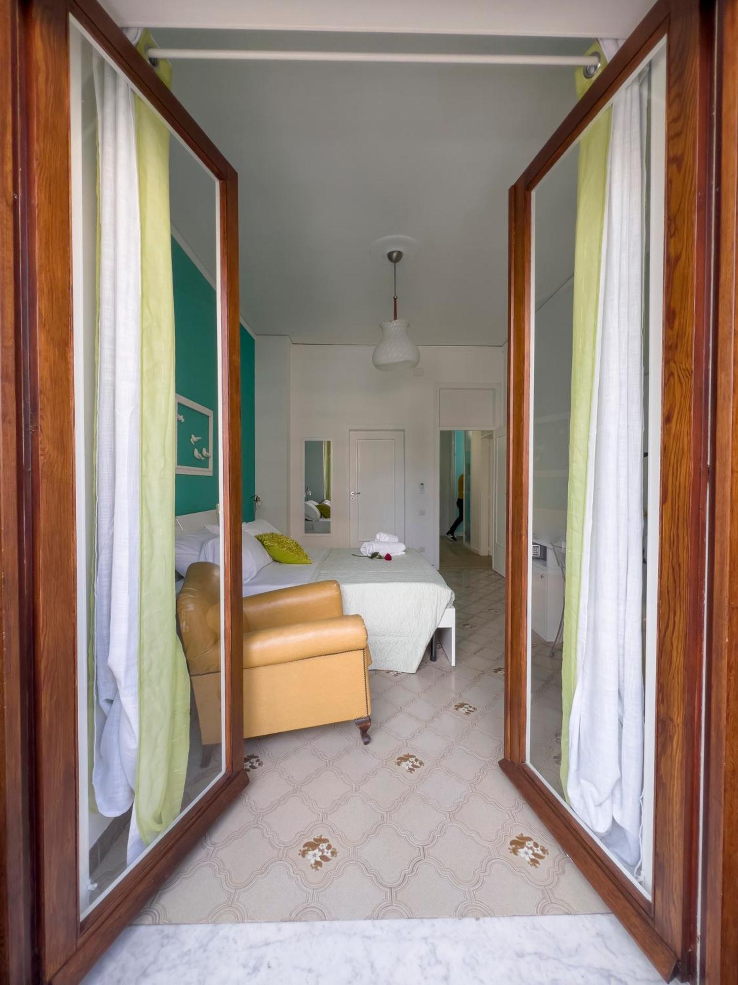 Reginella Guest House サレルノ エクステリア 写真